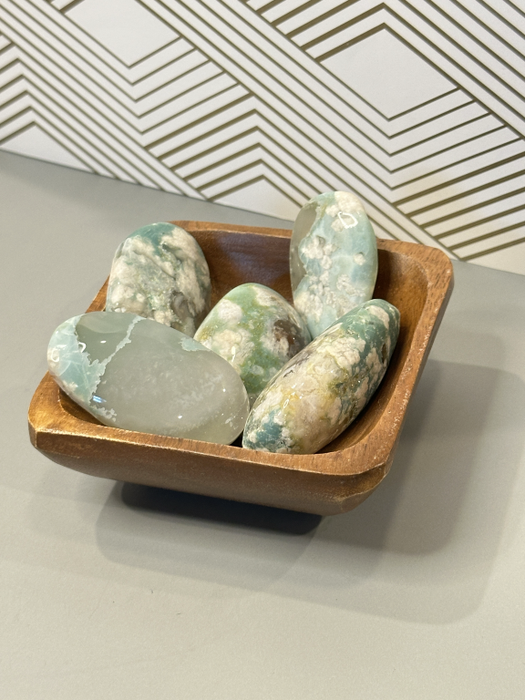 Green Flower Agate Palm Stone: Growth, Harmony & Heart-Centered Healing