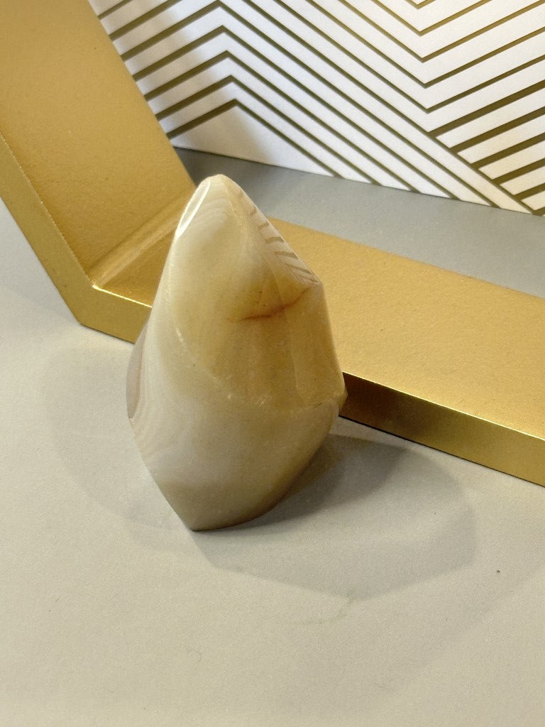 Botswana Agate Flame: Emotional Balance & Gentle Grounding