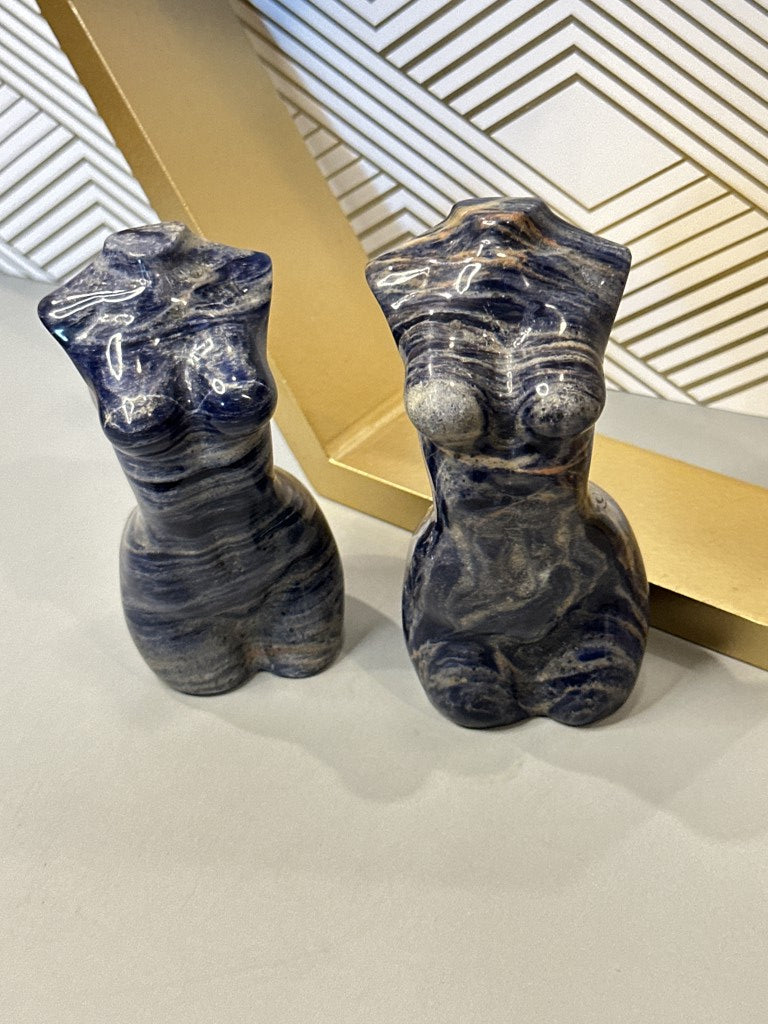 Sodalite Goddess Figurine: Inner Truth, Intuition & Emotional Harmony
