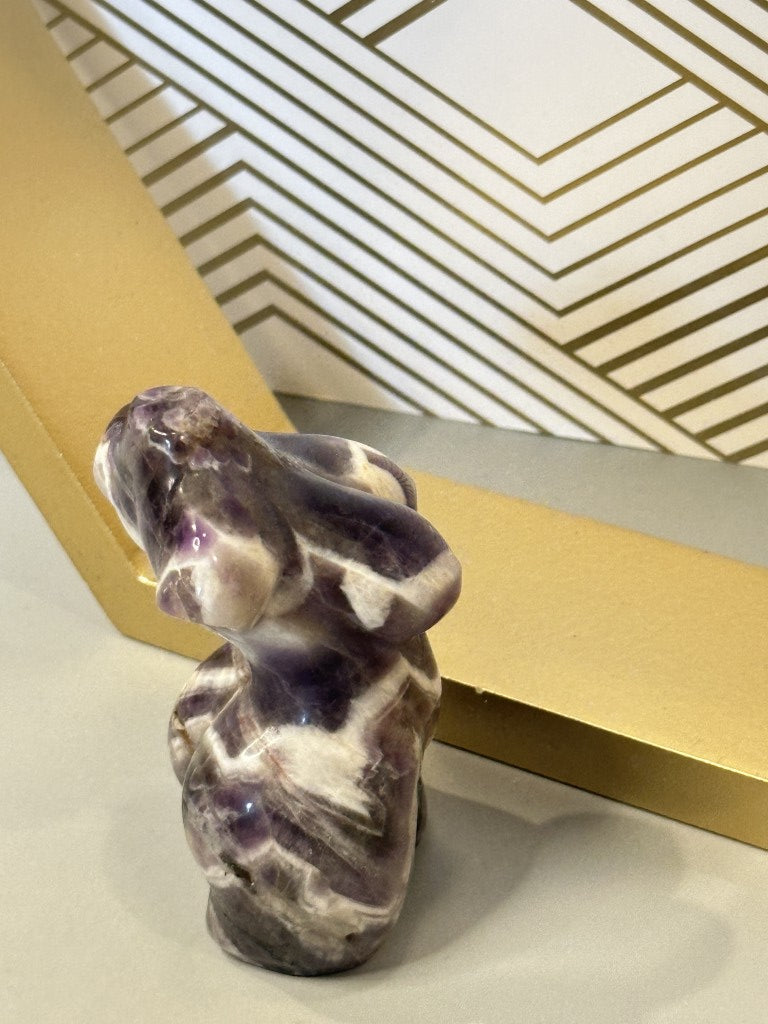 Chevron Amethyst Goddess Figurine: Divine Intuition & Inner Harmony