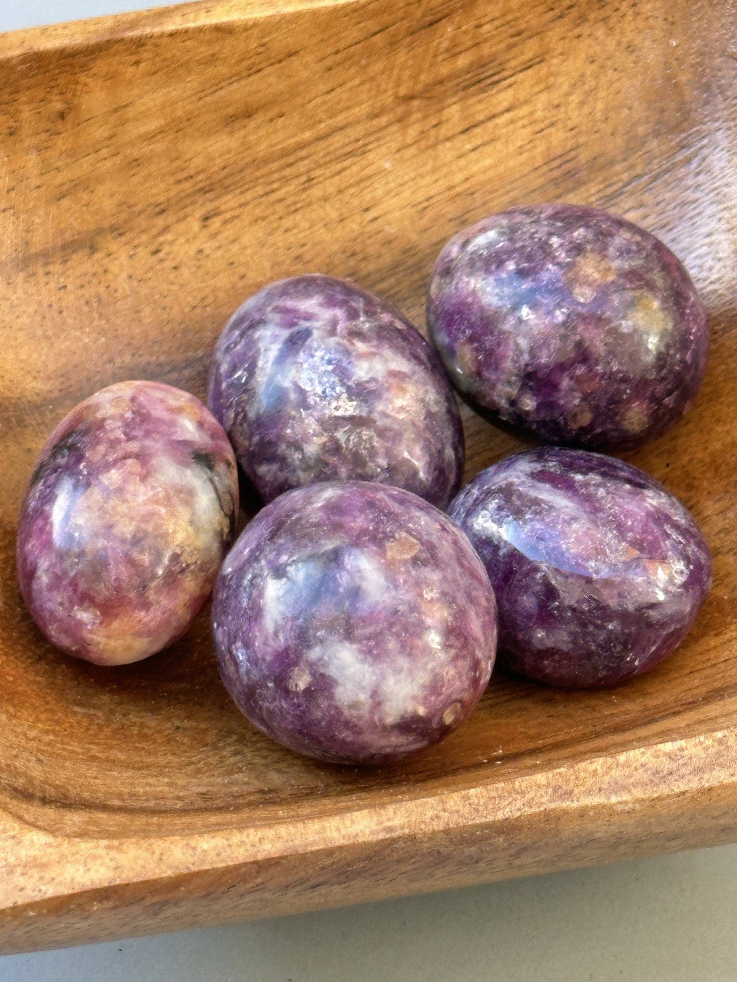 Lithium Mica (Lepidolite Mica): The Soothing Crystal for Emotional Harmony - Margeaux's Majestic Crystals