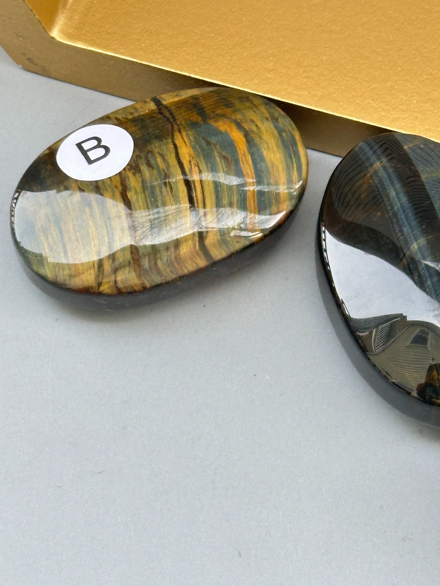 Blue Tiger's Eye Palm Stone 50mm | Throat Third Eye Chakra | Calm Communication Intuition Stress Relief